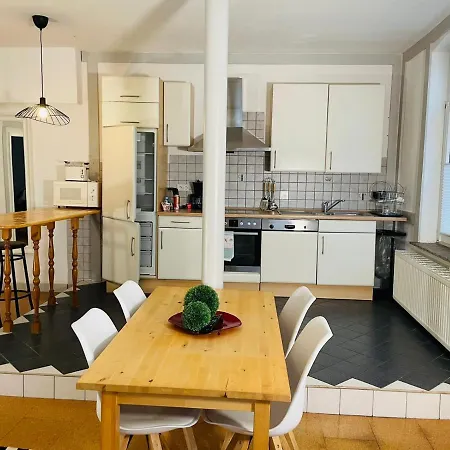 Edu Apartment *