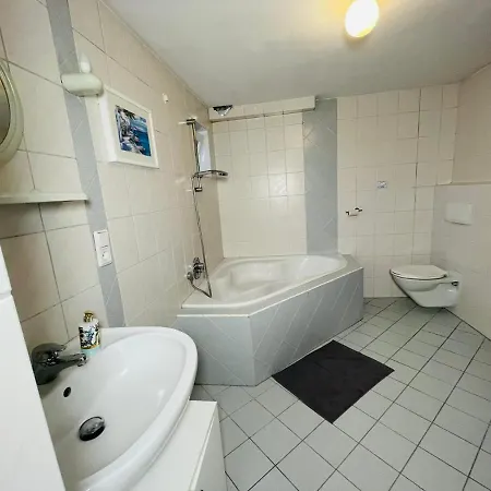 Edu Apartment *